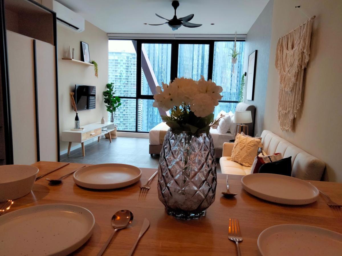 Scarletz Suites Klcc I Homebrickz Κουάλα Λουμπούρ Εξωτερικό φωτογραφία