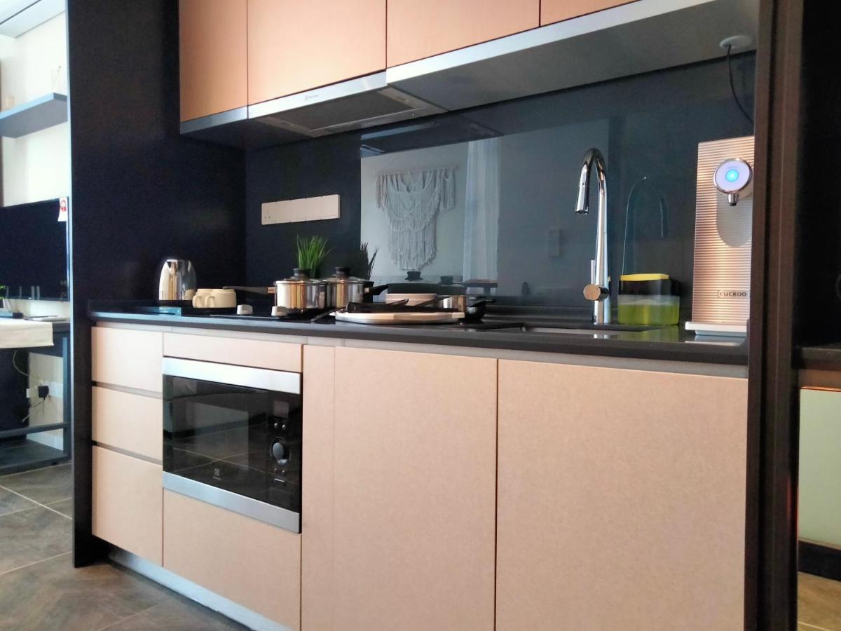Scarletz Suites Klcc I Homebrickz Κουάλα Λουμπούρ Εξωτερικό φωτογραφία